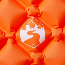 vidaXL Kampeermatras opblaasbaar 190x58x6 cm 1-persoons oranje